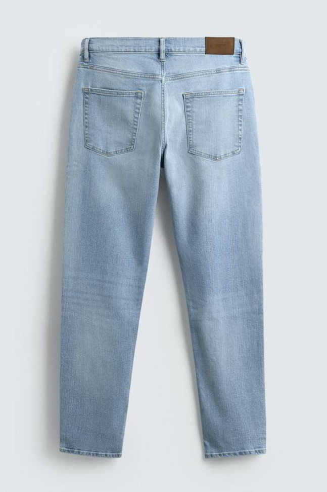 Straight stretchable Denim (Mango)
