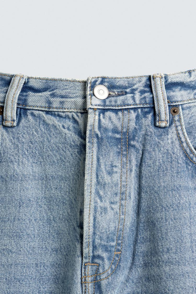 Straight stretchable Denim (Levi's)