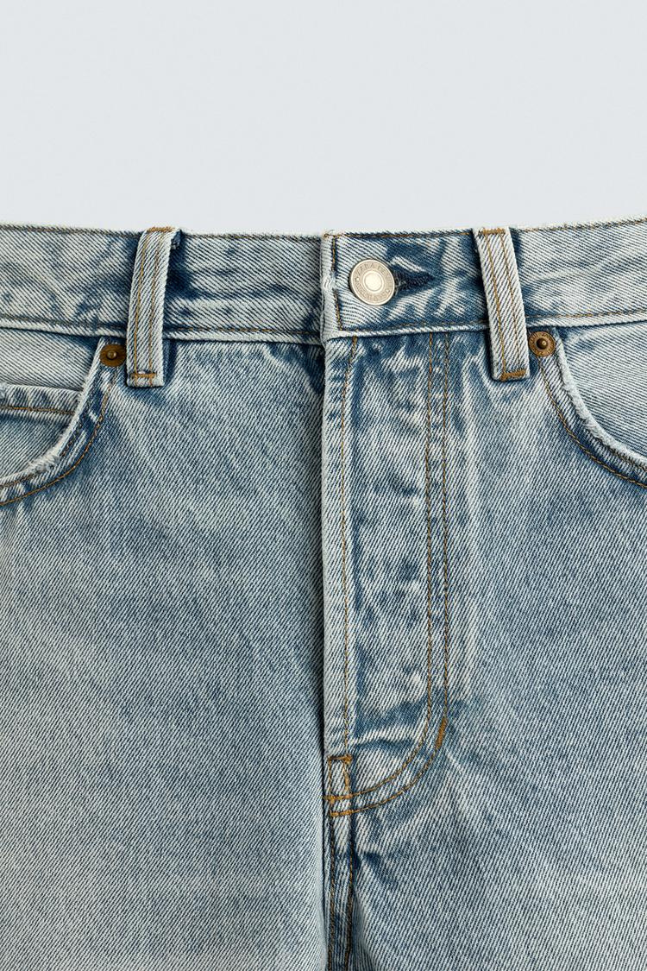 Straight stretchable Denim (Levi's)